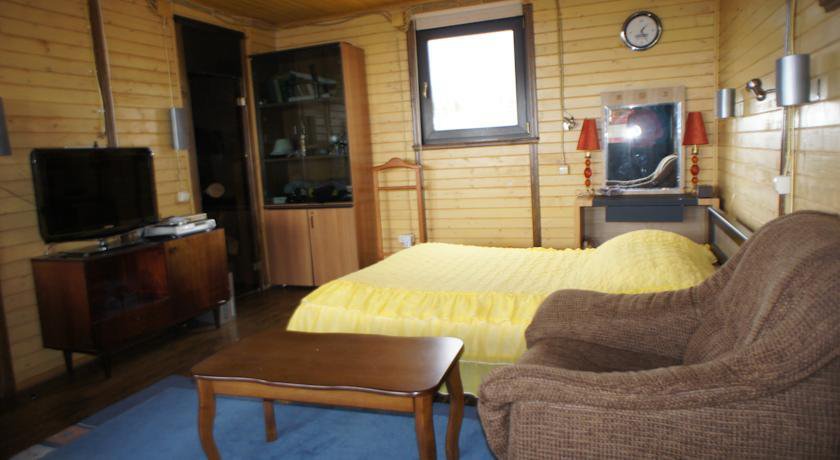 Гостиница Золотой Ветер Алушта