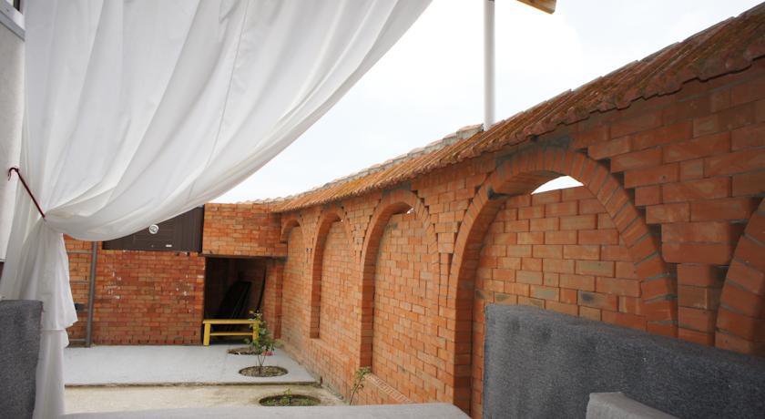 Гостиница Золотой Ветер Алушта