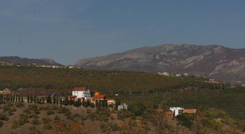 Гостиница Золотой Ветер Алушта-48